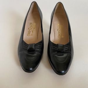 Ferragamo Women's Shoes (Pumps)